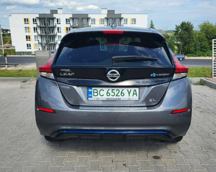 Серый Ниссан Лиф, объемом двигателя 0 л и пробегом 94 тыс. км за 13000 $, фото 3 на Automoto.ua