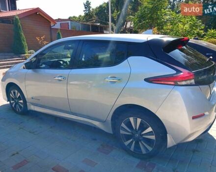 Сірий Ніссан Ліф, об'ємом двигуна 0 л та пробігом 99 тис. км за 12700 $, фото 3 на Automoto.ua