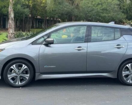 Серый Ниссан Лиф, объемом двигателя 0 л и пробегом 49 тыс. км за 9000 $, фото 2 на Automoto.ua