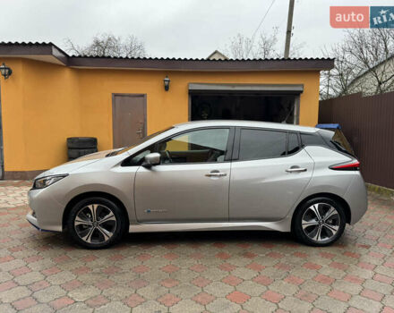 Сірий Ніссан Ліф, об'ємом двигуна 0 л та пробігом 80 тис. км за 15699 $, фото 8 на Automoto.ua