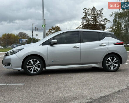 Сірий Ніссан Ліф, об'ємом двигуна 0 л та пробігом 148 тис. км за 13333 $, фото 5 на Automoto.ua