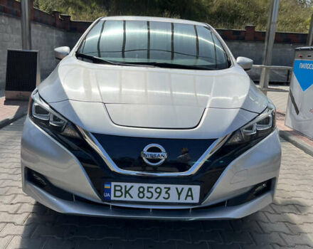 Серый Ниссан Лиф, объемом двигателя 0 л и пробегом 107 тыс. км за 15600 $, фото 8 на Automoto.ua