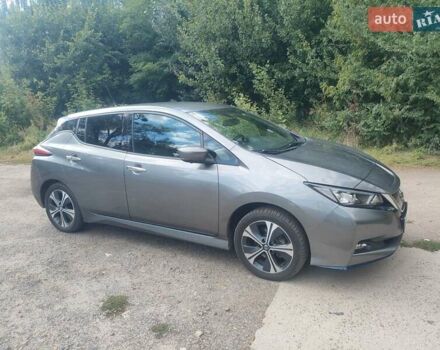 Сірий Ніссан Ліф, об'ємом двигуна 0 л та пробігом 130 тис. км за 14500 $, фото 1 на Automoto.ua