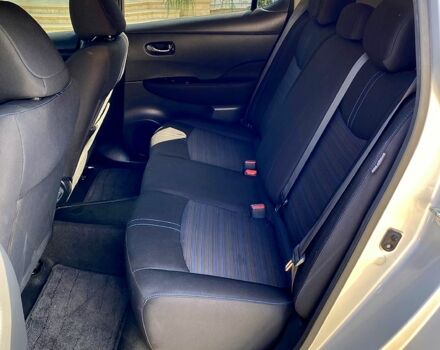 Сірий Ніссан Ліф, об'ємом двигуна 0 л та пробігом 48 тис. км за 17000 $, фото 7 на Automoto.ua