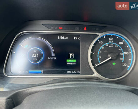 Серый Ниссан Лиф, объемом двигателя 0 л и пробегом 107 тыс. км за 15600 $, фото 5 на Automoto.ua