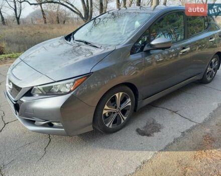 Серый Ниссан Лиф, объемом двигателя 0 л и пробегом 61 тыс. км за 14200 $, фото 18 на Automoto.ua