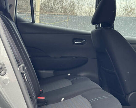 Сірий Ніссан Ліф, об'ємом двигуна 0 л та пробігом 78 тис. км за 14300 $, фото 26 на Automoto.ua