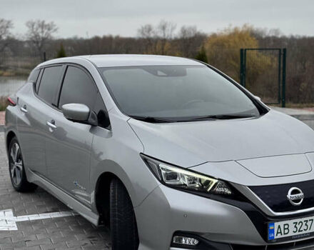 Серый Ниссан Лиф, объемом двигателя 0 л и пробегом 73 тыс. км за 13800 $, фото 16 на Automoto.ua