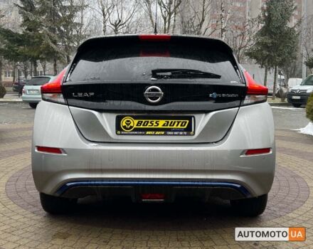 Серый Ниссан Лиф, объемом двигателя 62 л и пробегом 76 тыс. км за 16990 $, фото 4 на Automoto.ua