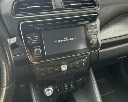 Сірий Ніссан Ліф, об'ємом двигуна 0 л та пробігом 120 тис. км за 12500 $, фото 21 на Automoto.ua