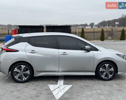 Серый Ниссан Лиф, объемом двигателя 0 л и пробегом 73 тыс. км за 13800 $, фото 10 на Automoto.ua