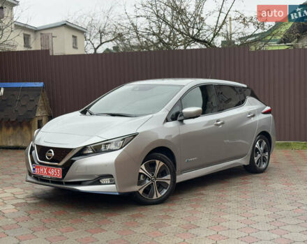 Сірий Ніссан Ліф, об'ємом двигуна 0 л та пробігом 80 тис. км за 15699 $, фото 57 на Automoto.ua