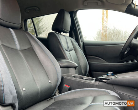 Серый Ниссан Лиф, объемом двигателя 62 л и пробегом 76 тыс. км за 16990 $, фото 8 на Automoto.ua