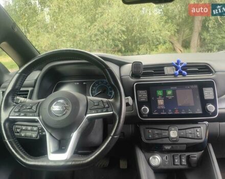 Сірий Ніссан Ліф, об'ємом двигуна 0 л та пробігом 130 тис. км за 14500 $, фото 11 на Automoto.ua