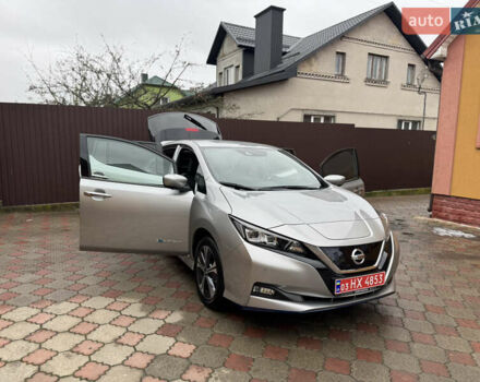 Сірий Ніссан Ліф, об'ємом двигуна 0 л та пробігом 80 тис. км за 15699 $, фото 22 на Automoto.ua