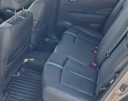 Серый Ниссан Лиф, объемом двигателя 0 л и пробегом 120 тыс. км за 16800 $, фото 5 на Automoto.ua