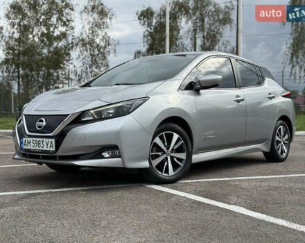 Сірий Ніссан Ліф, об'ємом двигуна 0 л та пробігом 148 тис. км за 13333 $, фото 1 на Automoto.ua