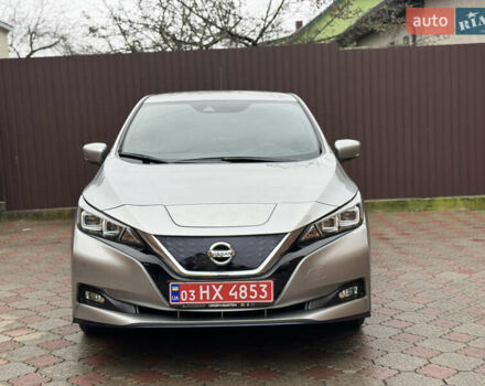 Сірий Ніссан Ліф, об'ємом двигуна 0 л та пробігом 80 тис. км за 15699 $, фото 2 на Automoto.ua