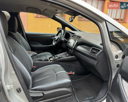 Сірий Ніссан Ліф, об'ємом двигуна 0 л та пробігом 80 тис. км за 15699 $, фото 34 на Automoto.ua