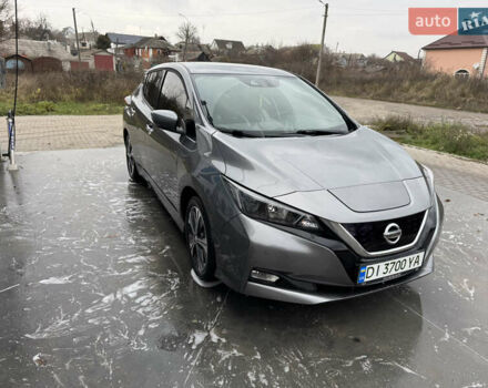 Серый Ниссан Лиф, объемом двигателя 0 л и пробегом 99 тыс. км за 12900 $, фото 2 на Automoto.ua