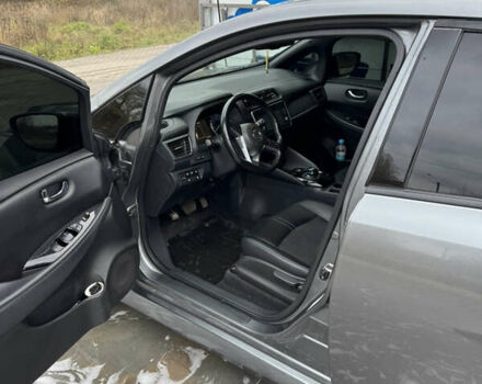 Серый Ниссан Лиф, объемом двигателя 0 л и пробегом 99 тыс. км за 12900 $, фото 7 на Automoto.ua