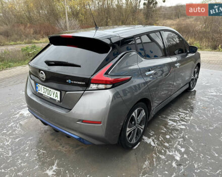 Серый Ниссан Лиф, объемом двигателя 0 л и пробегом 99 тыс. км за 12900 $, фото 4 на Automoto.ua