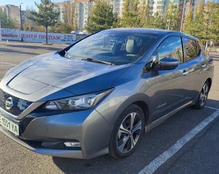 Сірий Ніссан Ліф, об'ємом двигуна 0 л та пробігом 62 тис. км за 14000 $, фото 4 на Automoto.ua