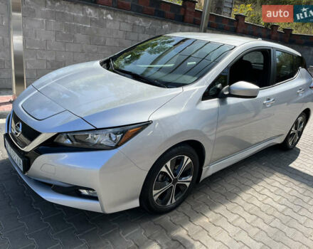 Серый Ниссан Лиф, объемом двигателя 0 л и пробегом 107 тыс. км за 15600 $, фото 7 на Automoto.ua