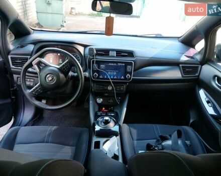 Серый Ниссан Лиф, объемом двигателя 0 л и пробегом 30 тыс. км за 13333 $, фото 2 на Automoto.ua