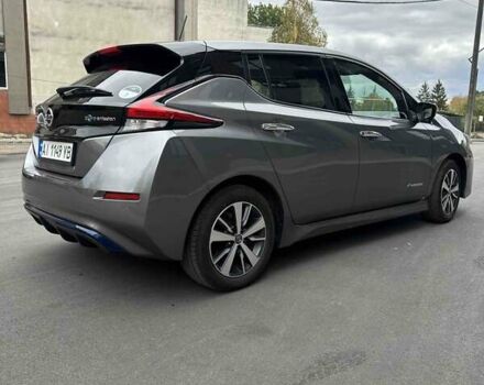 Сірий Ніссан Ліф, об'ємом двигуна 0 л та пробігом 120 тис. км за 12500 $, фото 2 на Automoto.ua