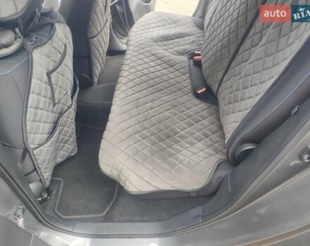Сірий Ніссан Ліф, об'ємом двигуна 0 л та пробігом 130 тис. км за 14500 $, фото 13 на Automoto.ua