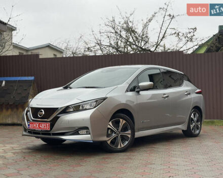 Сірий Ніссан Ліф, об'ємом двигуна 0 л та пробігом 80 тис. км за 15699 $, фото 59 на Automoto.ua