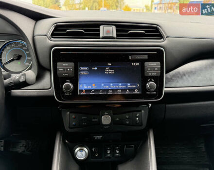 Сірий Ніссан Ліф, об'ємом двигуна 0 л та пробігом 148 тис. км за 13333 $, фото 16 на Automoto.ua