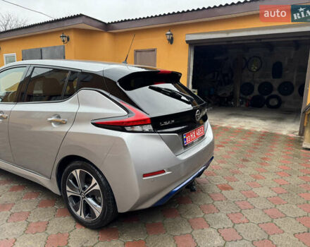 Сірий Ніссан Ліф, об'ємом двигуна 0 л та пробігом 80 тис. км за 15699 $, фото 46 на Automoto.ua