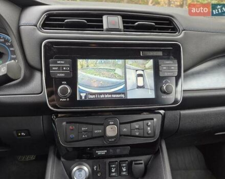 Серый Ниссан Лиф, объемом двигателя 0 л и пробегом 35 тыс. км за 15700 $, фото 21 на Automoto.ua