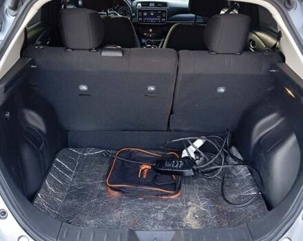 Серый Ниссан Лиф, объемом двигателя 0 л и пробегом 76 тыс. км за 16500 $, фото 10 на Automoto.ua