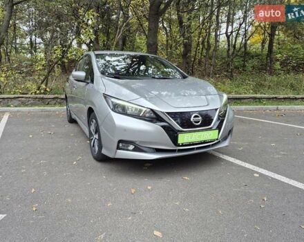 Серый Ниссан Лиф, объемом двигателя 0 л и пробегом 35 тыс. км за 15700 $, фото 2 на Automoto.ua