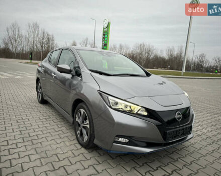 Сірий Ніссан Ліф, об'ємом двигуна 0 л та пробігом 52 тис. км за 18300 $, фото 4 на Automoto.ua