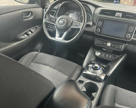 Серый Ниссан Лиф, объемом двигателя 0 л и пробегом 79 тыс. км за 14777 $, фото 11 на Automoto.ua