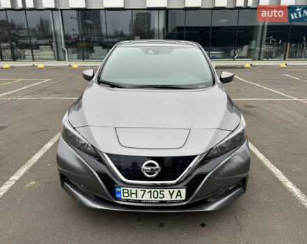 Серый Ниссан Лиф, объемом двигателя 0 л и пробегом 125 тыс. км за 9900 $, фото 6 на Automoto.ua