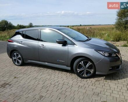 Серый Ниссан Лиф, объемом двигателя 0 л и пробегом 75 тыс. км за 14500 $, фото 8 на Automoto.ua