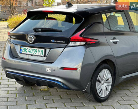 Серый Ниссан Лиф, объемом двигателя 0 л и пробегом 65 тыс. км за 12300 $, фото 13 на Automoto.ua