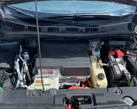 Сірий Ніссан Ліф, об'ємом двигуна 0 л та пробігом 105 тис. км за 14000 $, фото 18 на Automoto.ua