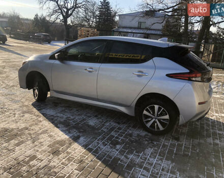 Сірий Ніссан Ліф, об'ємом двигуна 0 л та пробігом 83 тис. км за 15100 $, фото 7 на Automoto.ua