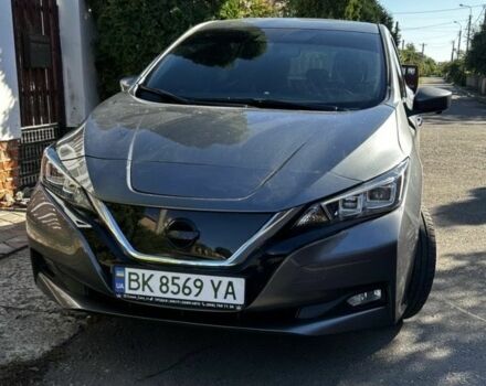 Серый Ниссан Лиф, объемом двигателя 0 л и пробегом 95 тыс. км за 13500 $, фото 4 на Automoto.ua