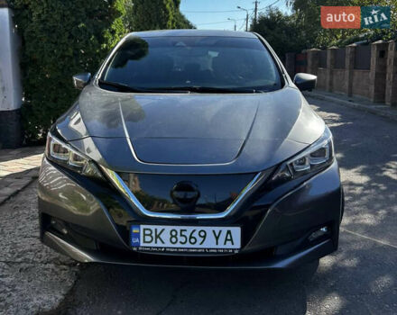 Серый Ниссан Лиф, объемом двигателя 0 л и пробегом 95 тыс. км за 13500 $, фото 1 на Automoto.ua