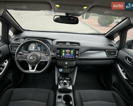 Сірий Ніссан Ліф, об'ємом двигуна 0 л та пробігом 52 тис. км за 18300 $, фото 24 на Automoto.ua