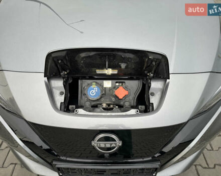 Сірий Ніссан Ліф, об'ємом двигуна 0 л та пробігом 52 тис. км за 18300 $, фото 39 на Automoto.ua
