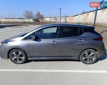 Серый Ниссан Лиф, объемом двигателя 0 л и пробегом 44 тыс. км за 14900 $, фото 1 на Automoto.ua