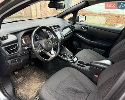 Сірий Ніссан Ліф, об'ємом двигуна 0 л та пробігом 97 тис. км за 8500 $, фото 11 на Automoto.ua